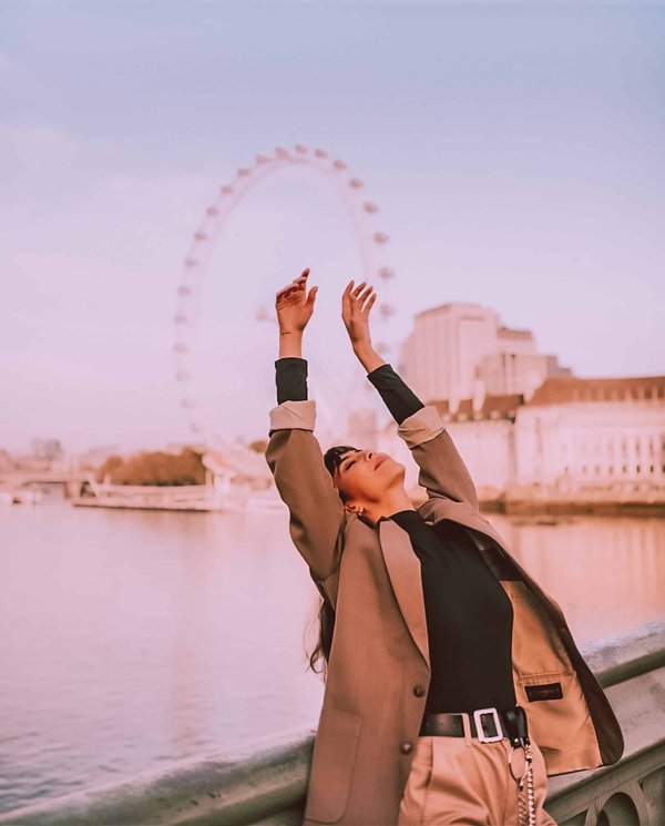 How does urban tree planting enhance the quality of life for city residents?