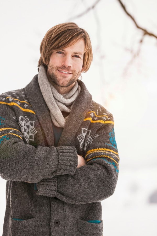 What are the best ways to style a cardigan?